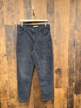 NWOT Levi’s women’s high waisted mom jeans black size 32x29